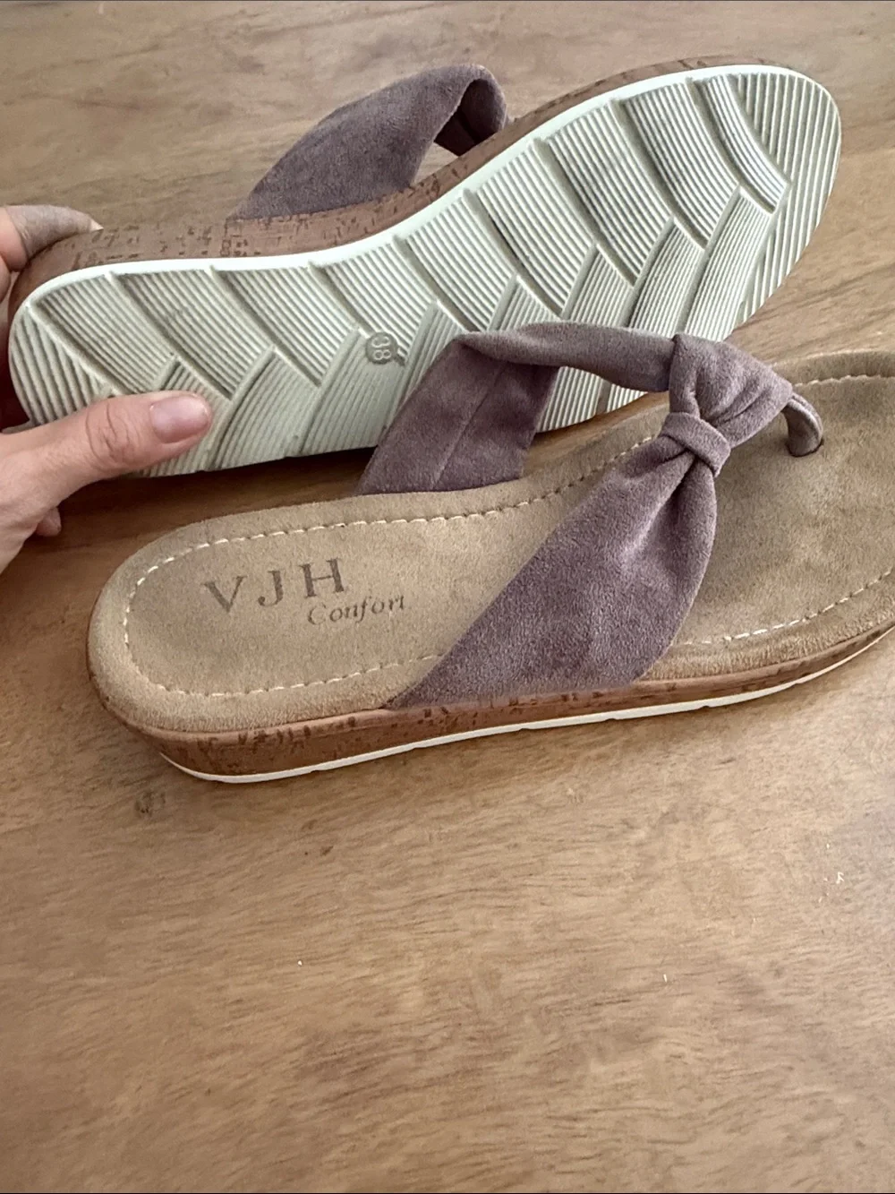 VJH Confort Women's Taupe Knot Suede Thong Sandals